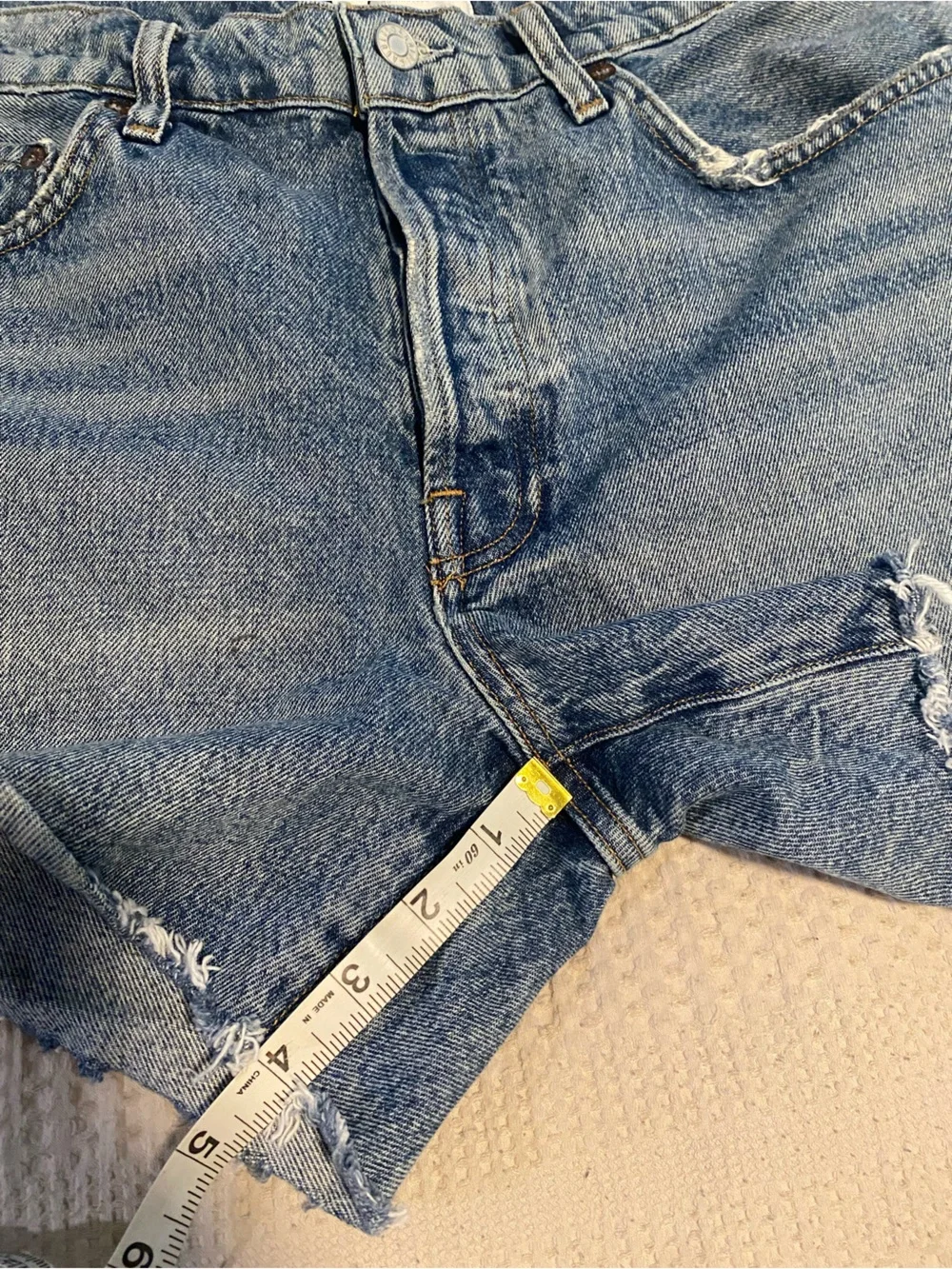 Agolde Parker Denim Shorts size 30